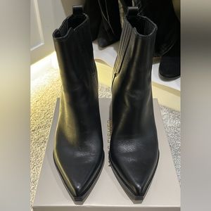 Marc Fisher Oshay Boots size 7